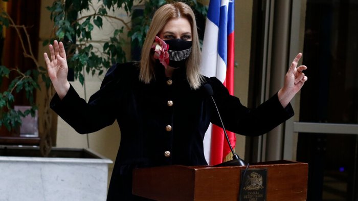 Jiles le ganaría a Lavín en segunda vuelta, según encuesta Criteria