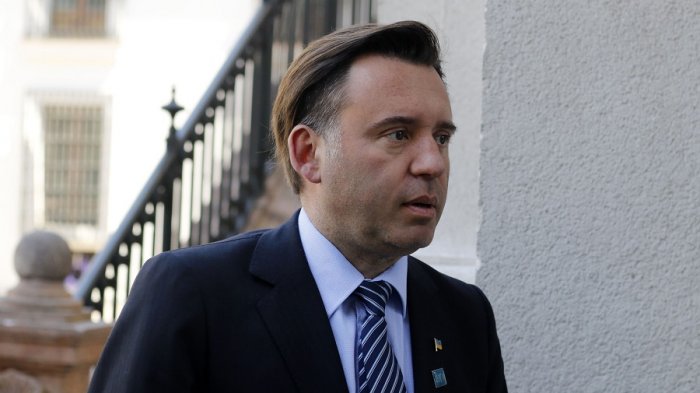 Alcalde de Punta Arenas apoya un “carnet verde”: “No puede ser que la vacunación no se considere en el Paso a Paso”