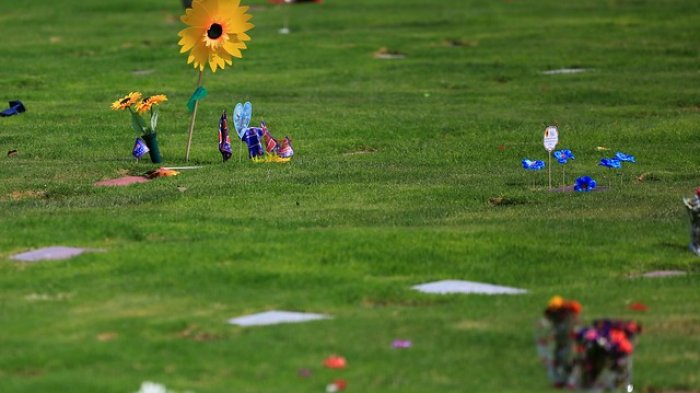 Día de la Madre: Autoridades informan que cementerios se mantendrán cerrados este fin de semana