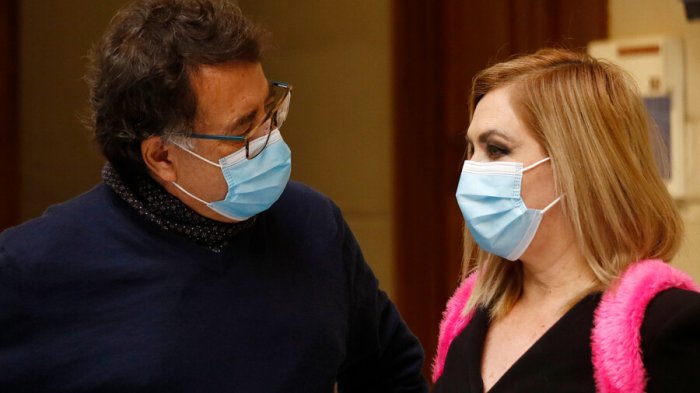 Pamela Jiles hará un streaming del fin de su abstinencia sexual si Pablo Maltés es electo gobernador