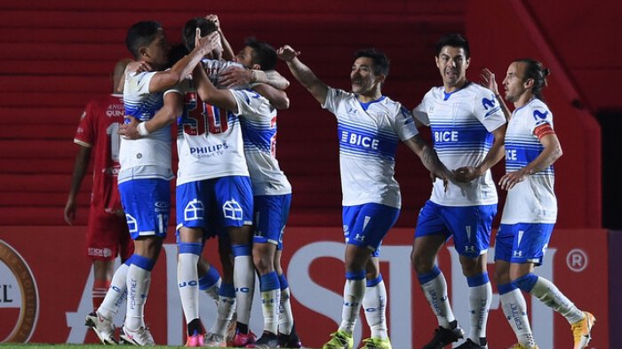 La UC obtuvo triunfo clave ante Argentinos Juniors con Zampedri como figura