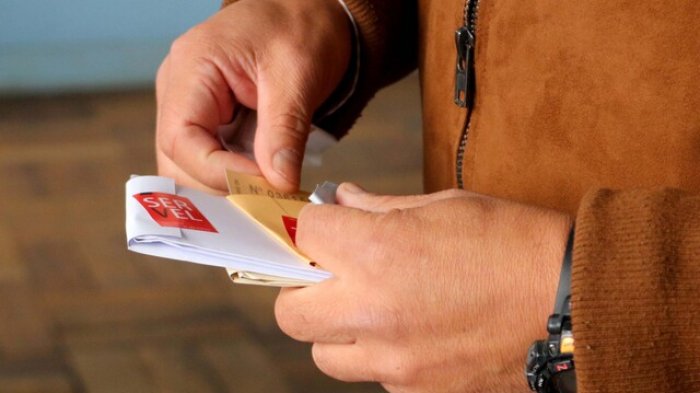 Persona fue a cumplir funciones de vocal de mesa con COVID-19 positivo en Quintero