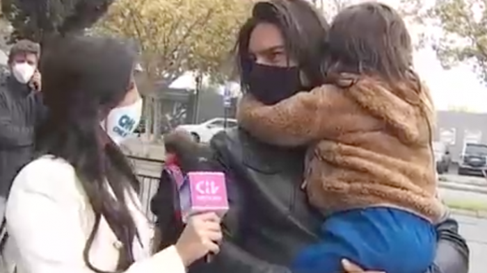 “Soy un experto en pedir permisos”: Cristián Riquelme acudió a votar junto a su hijo