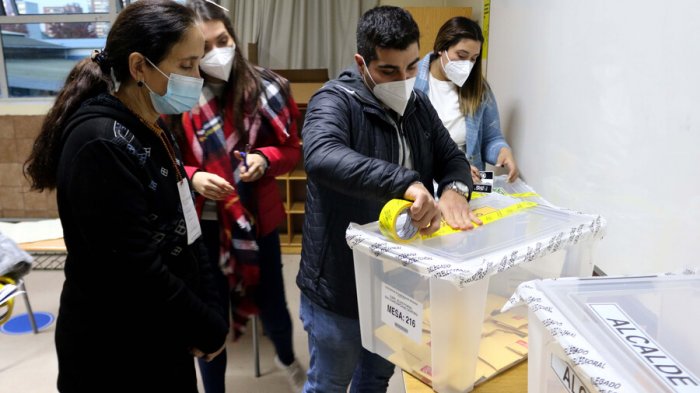 Primera jornada de elecciones: Servel informó que votó el 20% de los electores