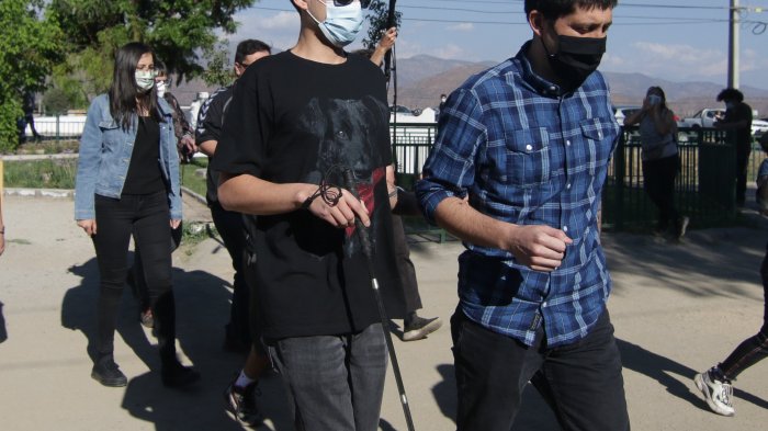 Gustavo Gatica llegó a sufragar y llamó a participar: “Vengan a votar, aún queda tiempo”