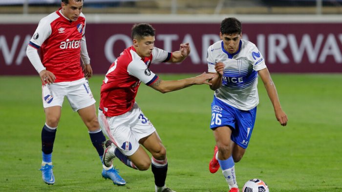 Nacional de Uruguay tiene 7 bajas por COVID-19 a un día de enfrentarse a la UC