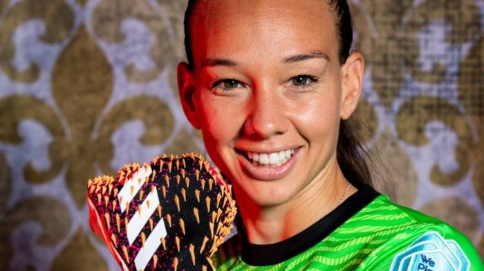 Christiane Endler contrajo matrimonio junto a su pareja en Francia