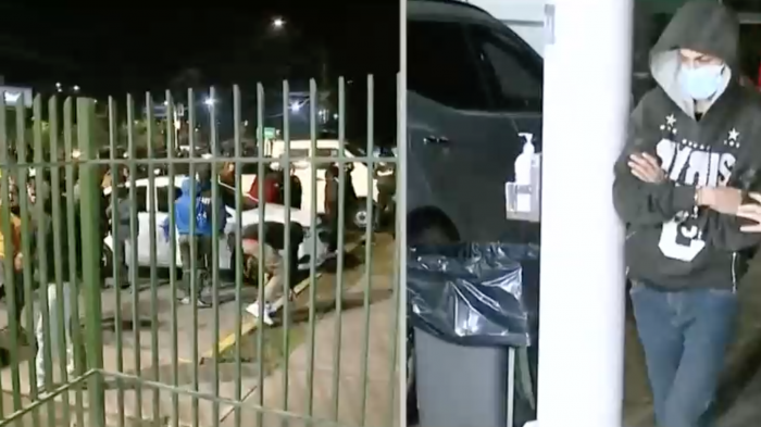 Huechuraba: Protestas en comisaría donde fue detenido el único sospechoso del crimen de dos hermanos