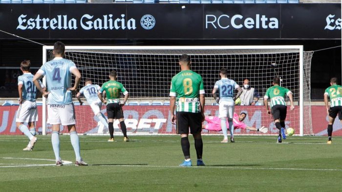 Betis de Pellegrini con Bravo en el arco lo dio vuelta ante el Celta y accedió a la Europa League
