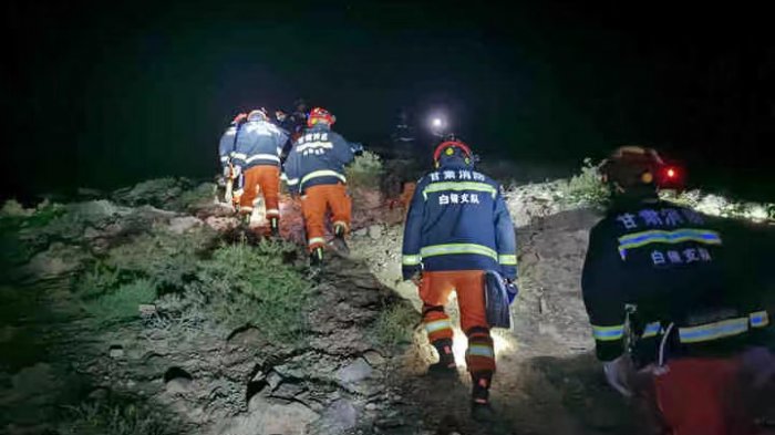 Al menos 20 deportistas mueren de hipotermia durante una carrera de montaña en China