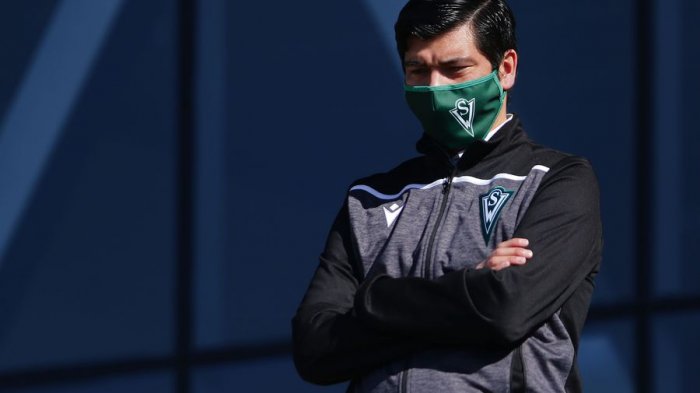 Valparaíso: Presidente de Wanderers denunció ataque con fuegos de artificio en su propia casa