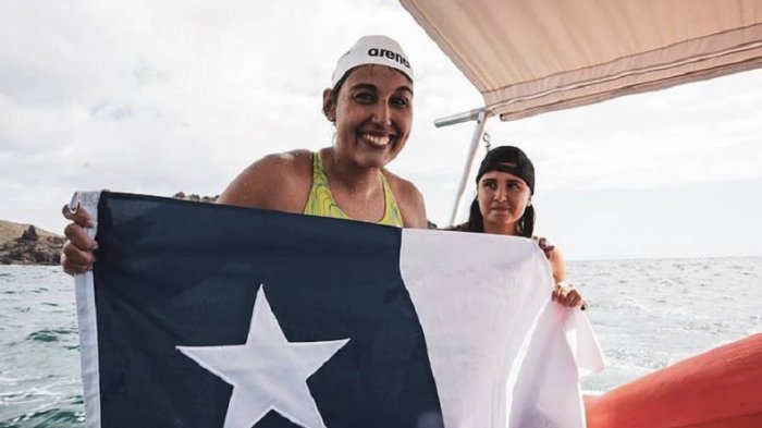 Brillante: Bárbara Hernández se convirtió en la primera sudamericana en cruzar el canal Molokai en Hawai