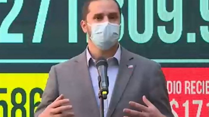 Bellolio por actas de Mesa Asesora COVID: 