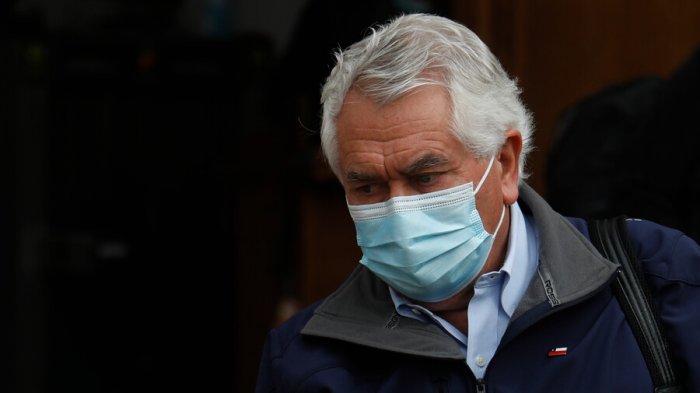 Ministro Paris tras aumento de casos diarios: 