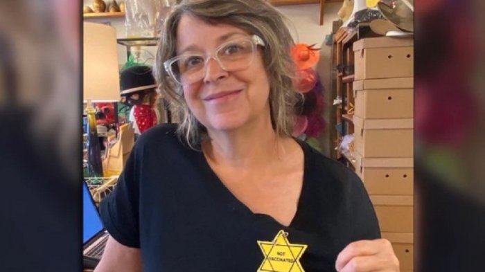 Acusan a tienda estadounidense de antisemita por vender estrellas para no vacunados