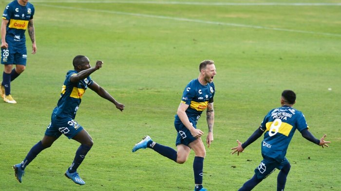 Clásico Porteño: Everton superó a Wanderers y lo hundió aún más en la tabla