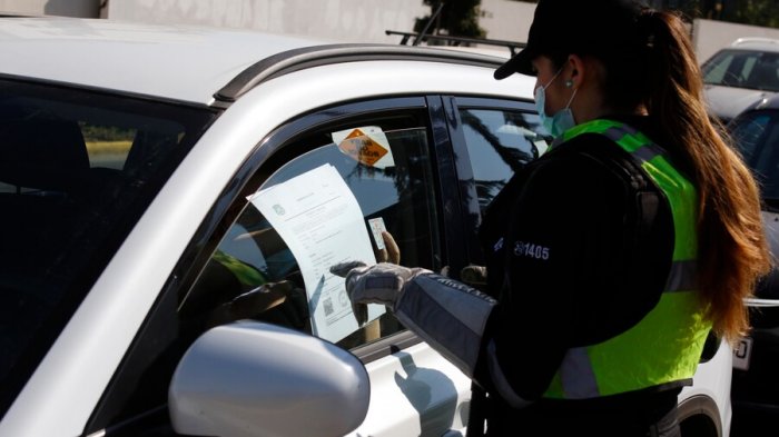 Ministerio de Transportes informó que aplica 750 multas diarias a conductores que infringen la restricción vehicular