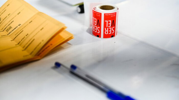 Proyecto de voto obligatorio regresa a la Sala de la Cámara tras ser ratificado en comisión