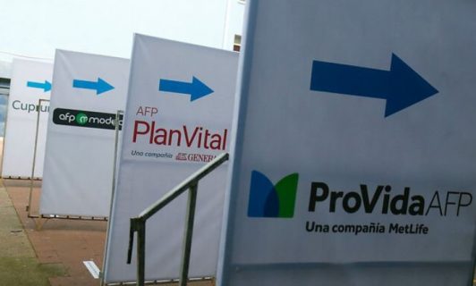 Proponen proyecto para retirar el 100% de los fondos desde las AFP