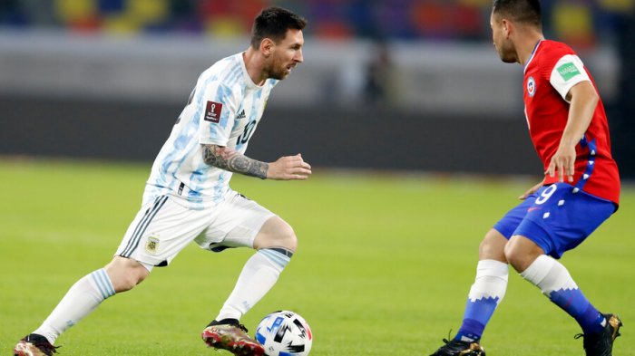 Messi recordó a Maradona tras el empate ante la Roja: 