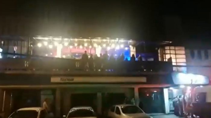 Detienen a 94 personas por fiesta clandestina en restobar de Talagante