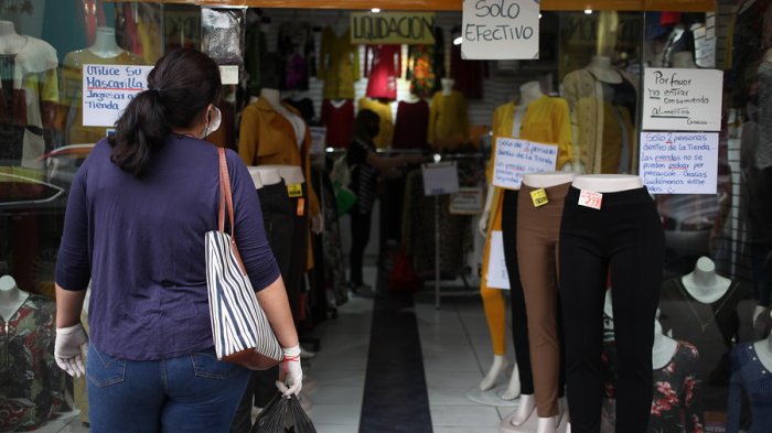 Normativa establece que trabajadores de locales comerciales cuentan como parte del aforo