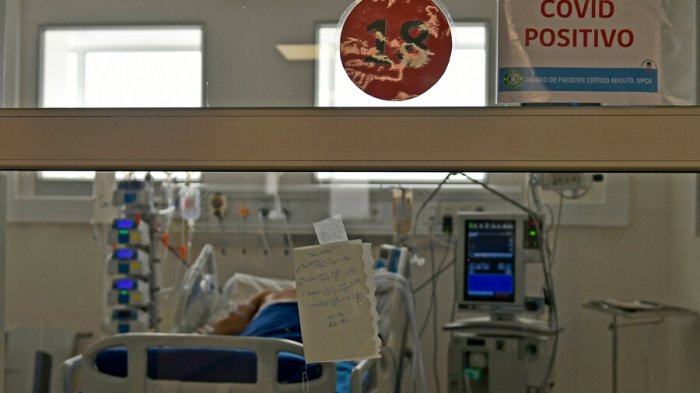 ¿Se puede llegar a las 5 mil camas críticas? Clínicas y hospitales advierten falta de espacio y personal