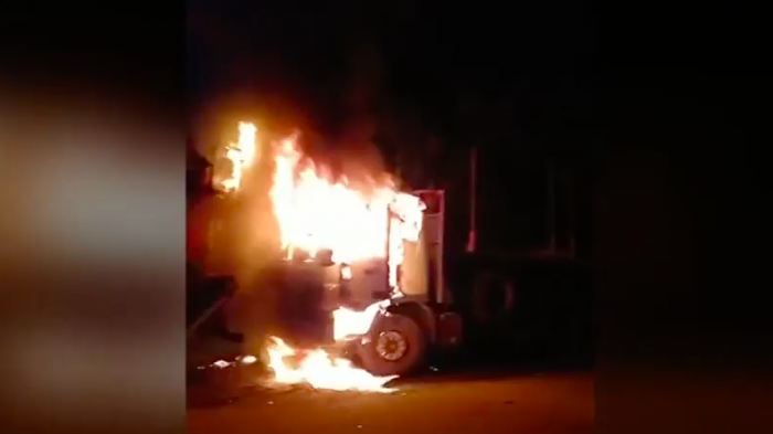 Cuatro camiones fueron quemados en nuevos ataques incendiarios en La Araucanía