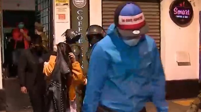 Fiesta clandestina en apart hotel de Santiago terminó con 59 detenidos: Uno de los asistentes intentó fugarse