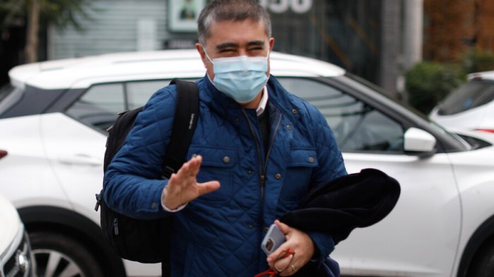 “Vamos a regalar la elección presidencial”: Desbordes llama a bajar las críticas entre candidatos de Chile Vamos