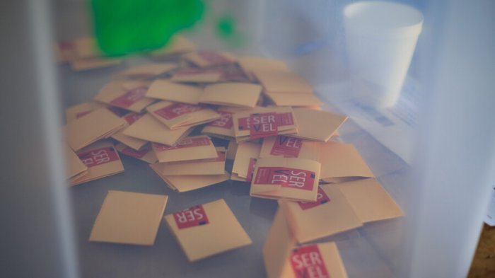 La peor cifra desde la vigencia del voto voluntario: 19,6% del padrón votó en segunda vuelta de gobernadores