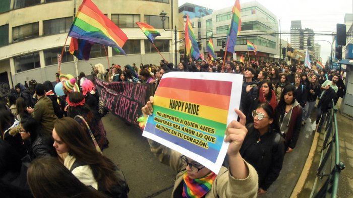 Harry Potter sería para mayores de 18 años: Hungría aprobó ley que prohíbe hablar de homosexualidad en etapa escolar