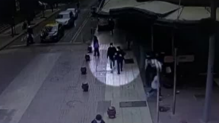 Carabineros detuvo a peligroso estafador que actuaba bajo la modalidad del “puntero” en Santiago Centro