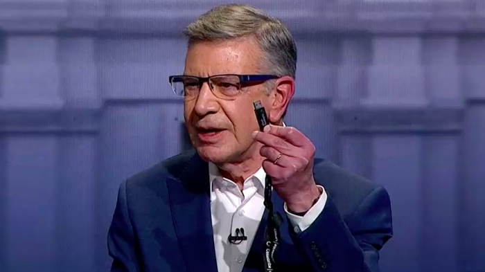 Lavín dice que usaría 