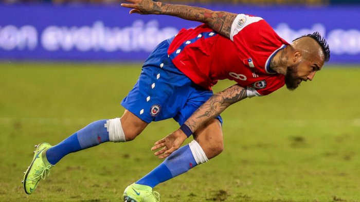 “Deberían apoyar y no inventar cosas que no son”: Arturo Vidal hizo un llamado a dejar atrás el caso del peluquero