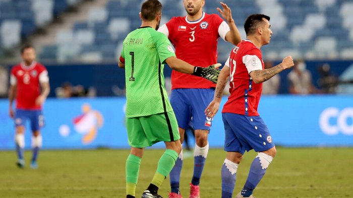 La Roja confirmó que Pulgar y Maripán sufrieron lesiones de tipo musculares en el empate ante Uruguay