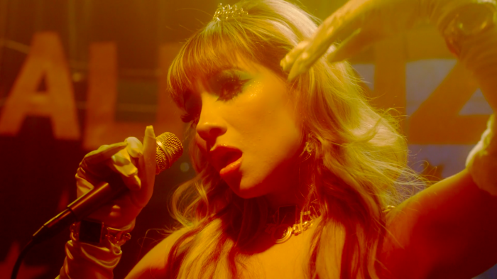 Princesa Alba tiene un trágico final en el video recién estrenado de 