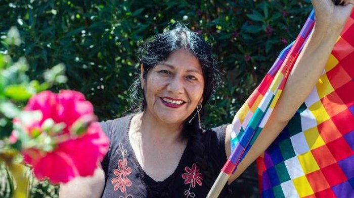 Alejandra Flores, D2: 