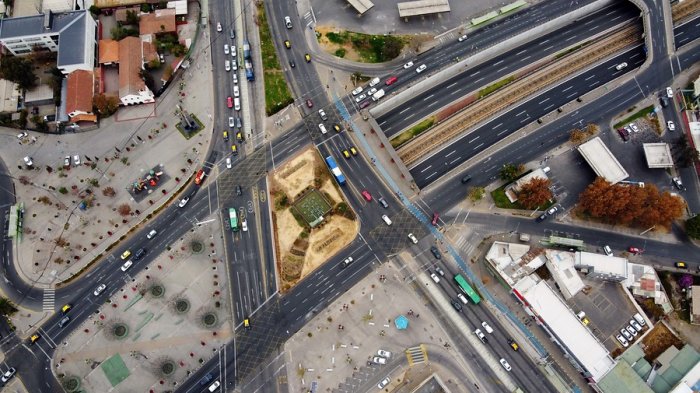 10 de la RM a transición: Estas son las comunas que cambiaron de fase este jueves