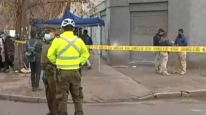 Recibió dos disparos: Hombre murió baleado en paradero del barrio Franklin