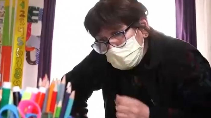 Los héroes invisibilizados de la pandemia: Abuelos y abuelas que se la juegan por cuidar a su nietos