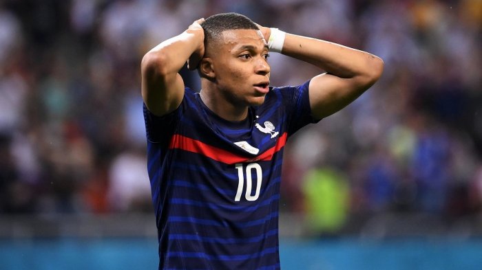 “Desafortunadamente es el deporte que tanto amo”: La autocrítica de Mbappé tras fallar el penal decisivo con Francia