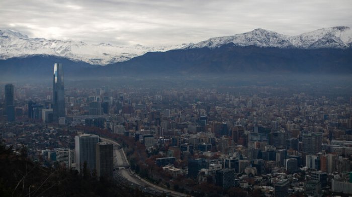 ¿Qué es la inversión térmica? El fenómeno que impide ventilar los valles del centro y sur de Chile