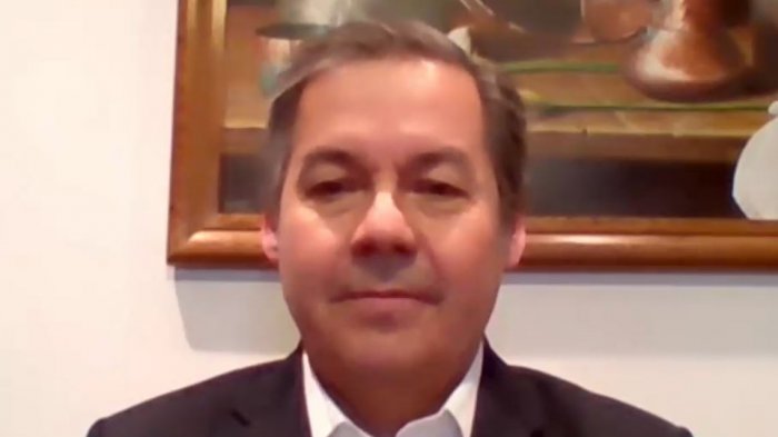 Dr. Carlos Pérez por eventual tercera dosis: 