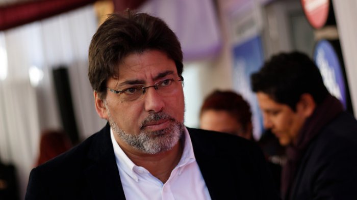 Inspector de colegio de Jadue descarta ser autor del polémico anuario y se reserva el derecho a tomar acciones