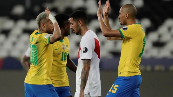 Brasil es el primer finalista de la Copa América tras derribar a Perú