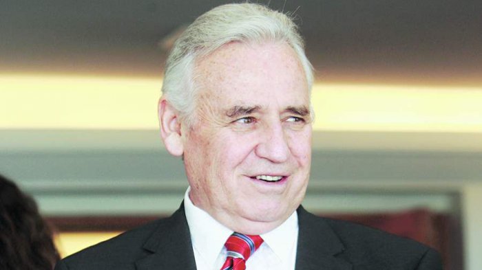 Presidente de CLC fue inoculado con tercera dosis contra el COVID-19: Minsal inició sumario sanitario