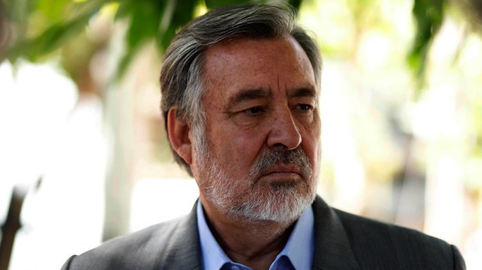 Guillier anuncia reforma para que nuevo presidente de Chile tenga un periodo de sólo dos años