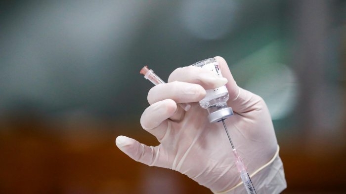 Tailandia aprueba tercera dosis de vacuna contra el COVID-19 para el personal de salud