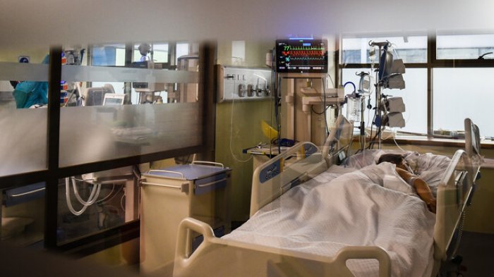 Camas UCI: Minsal informó que nivel de ocupación llegó a su cifra más baja desde febrero